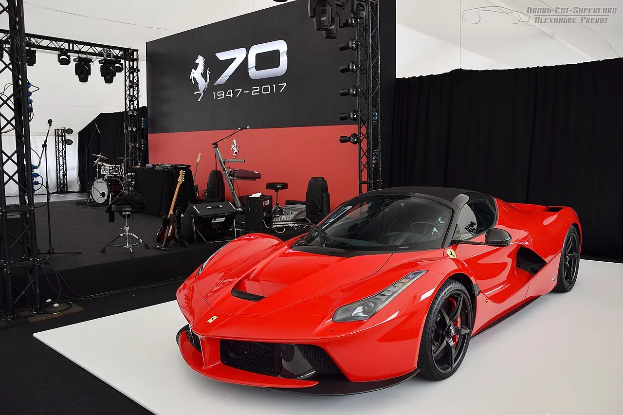 LaFerrari Aperta (2016–2018)