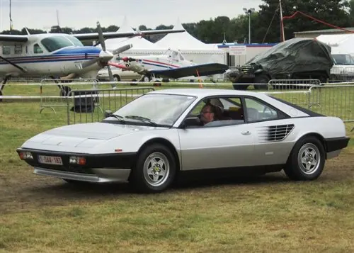 Ferrari Mondial 8
