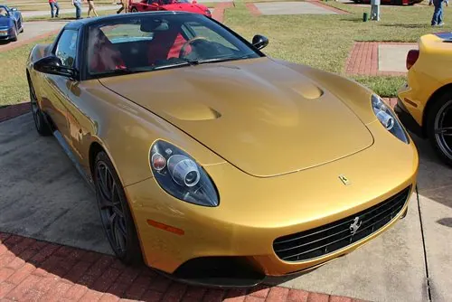 Ferrari P540 Superfast Aperta